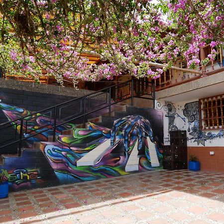 Casa Kayam Art Hostel Coliving Coworking Guatapé Dış mekan fotoğraf