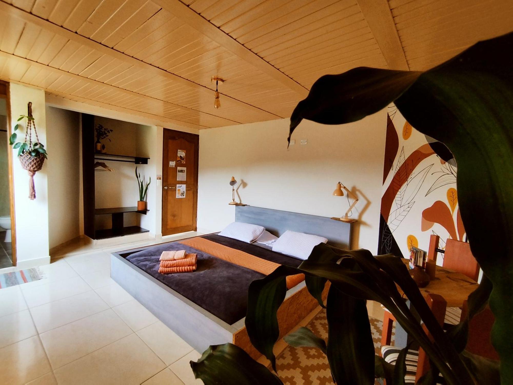 Casa Kayam Art Hostel Coliving Coworking Guatapé Oda fotoğraf