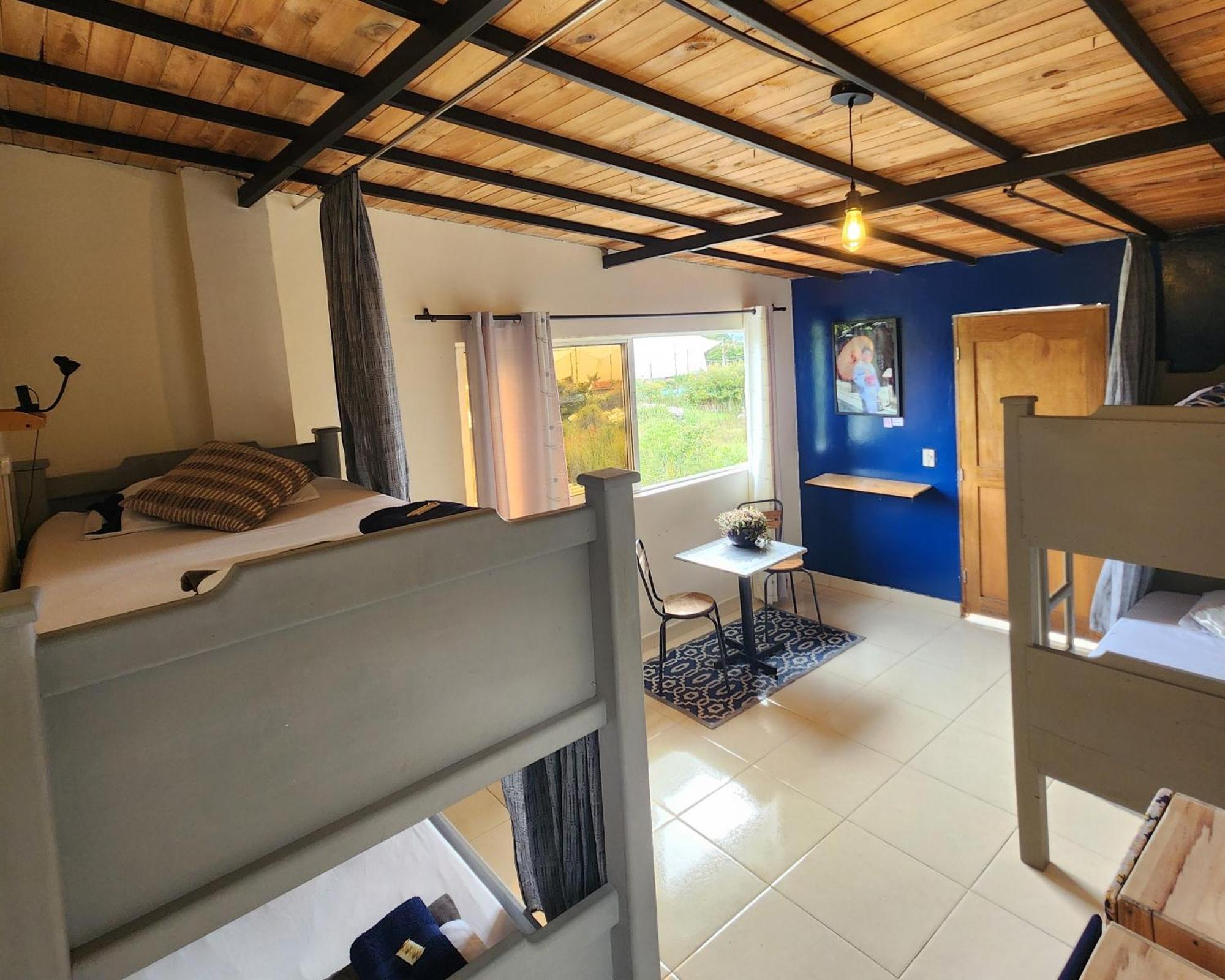 Casa Kayam Art Hostel Coliving Coworking Guatapé Oda fotoğraf