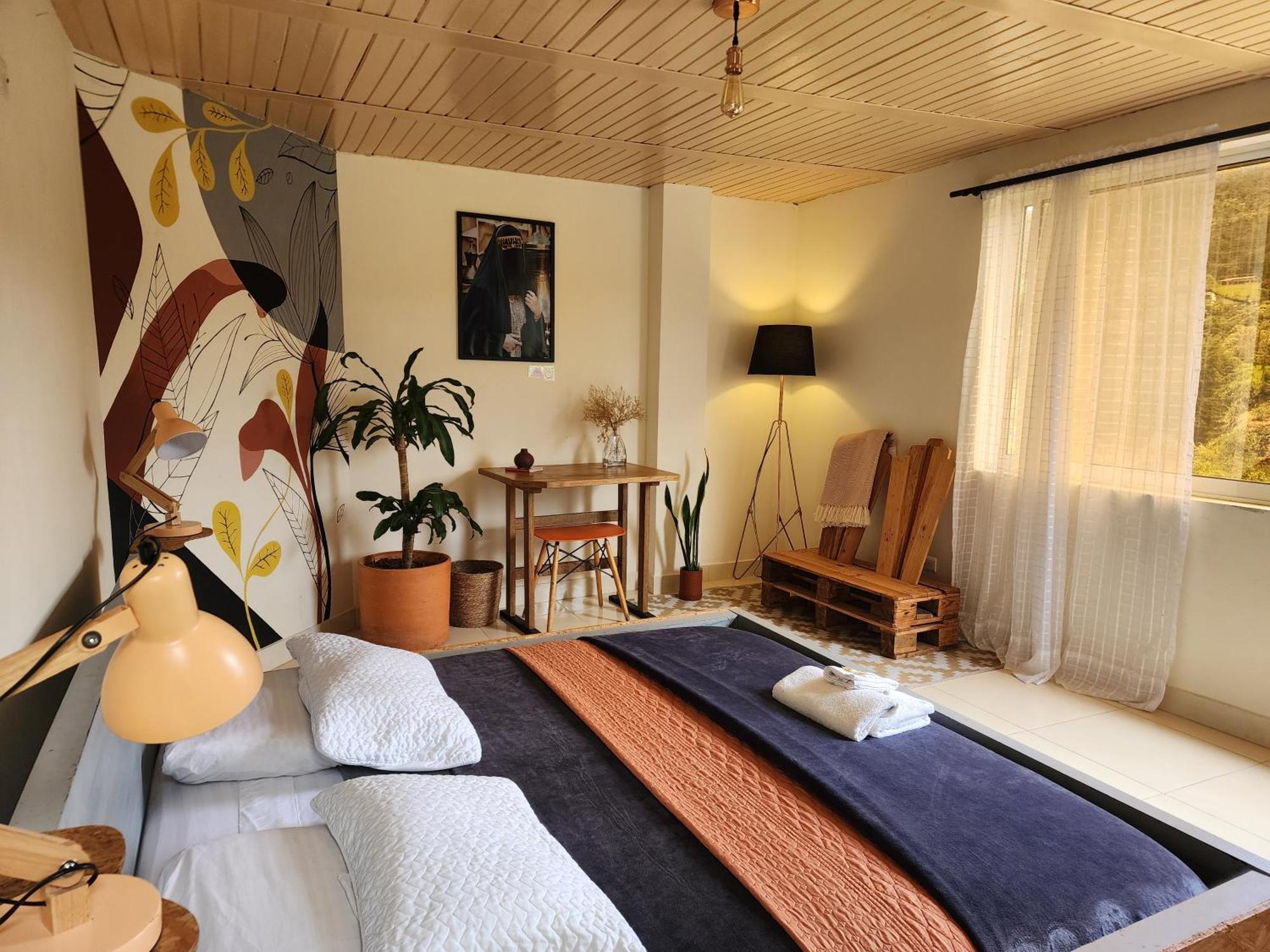Casa Kayam Art Hostel Coliving Coworking Guatapé Oda fotoğraf